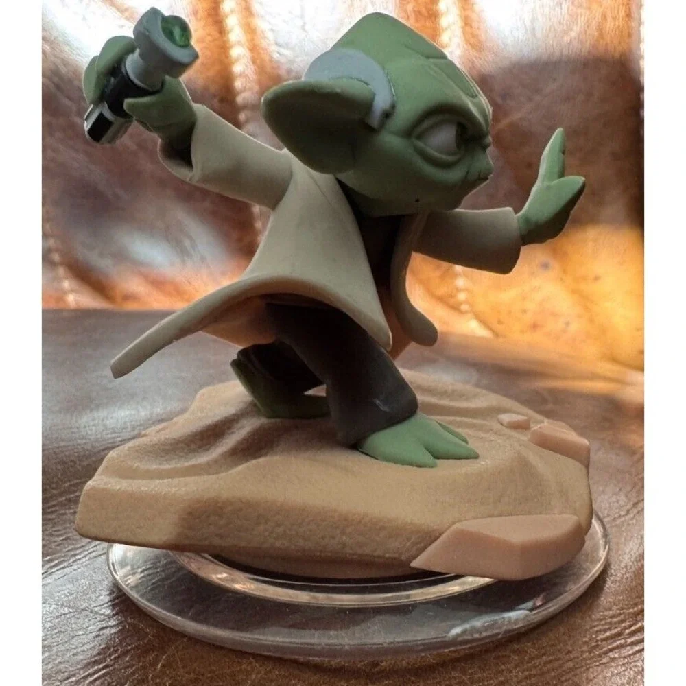 Disney Infinity‎ 3.0 Star Wars Yoda Character Figure Damaged